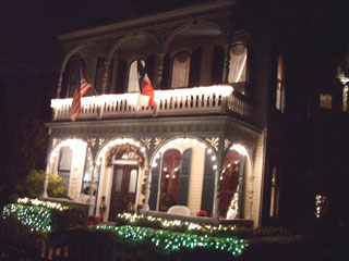 Coppersmith Inn all decorated for the holidays